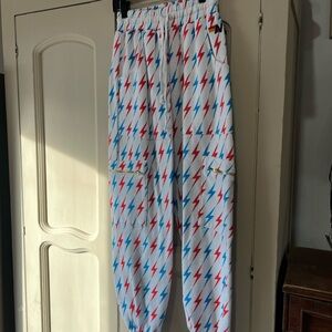 🫶🏼 EUC M Aviator Nation Joggers with Red and Blue lightening bolts and zippers